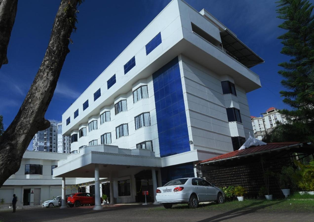 Hotel Edassery Mansion Kochi Exterior foto