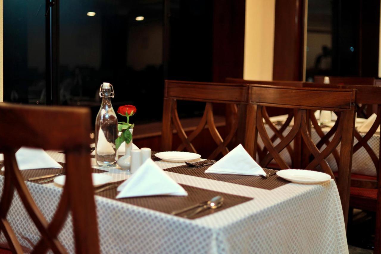 Hotel Edassery Mansion Kochi Exterior foto