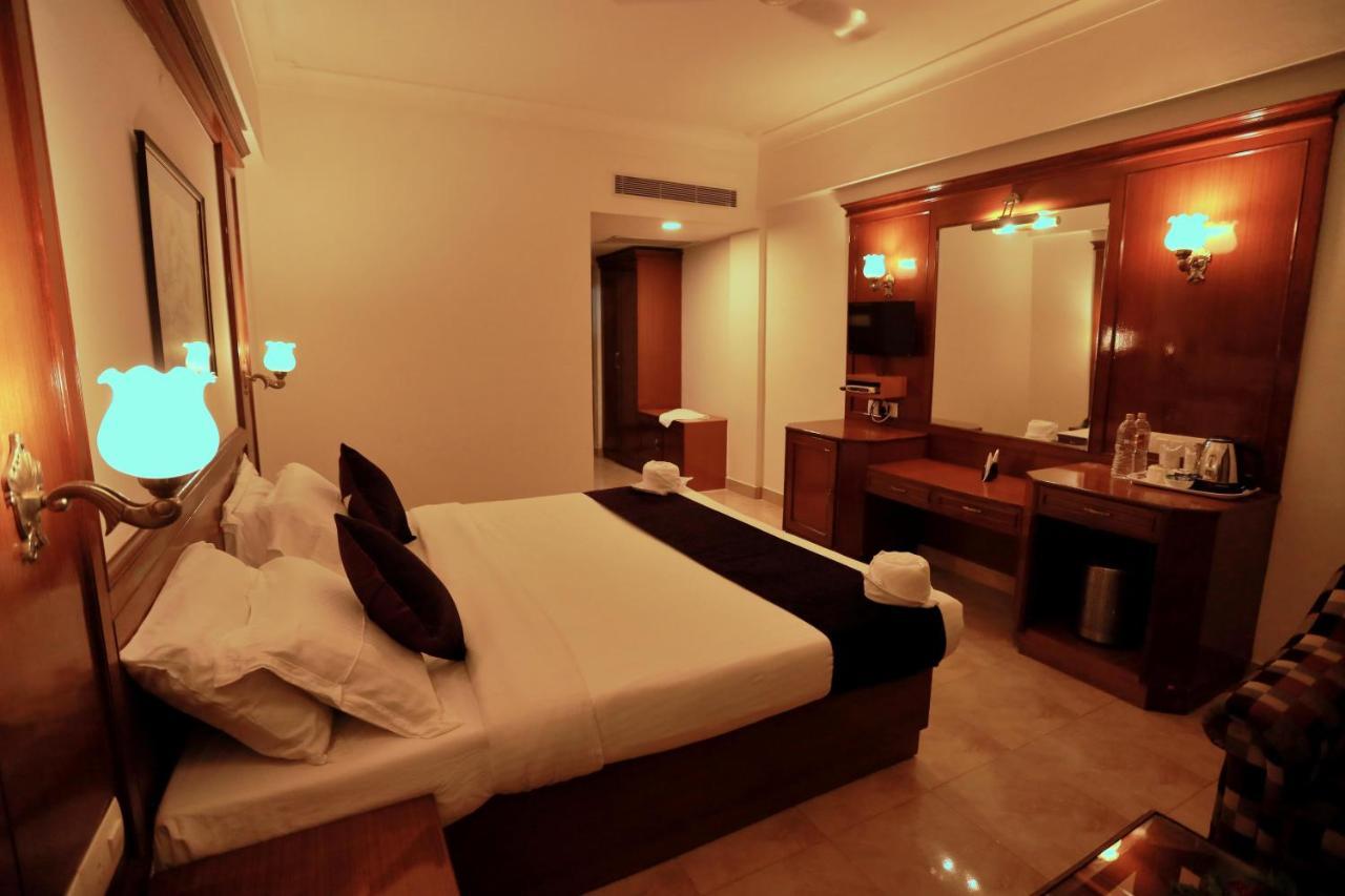 Hotel Edassery Mansion Kochi Exterior foto
